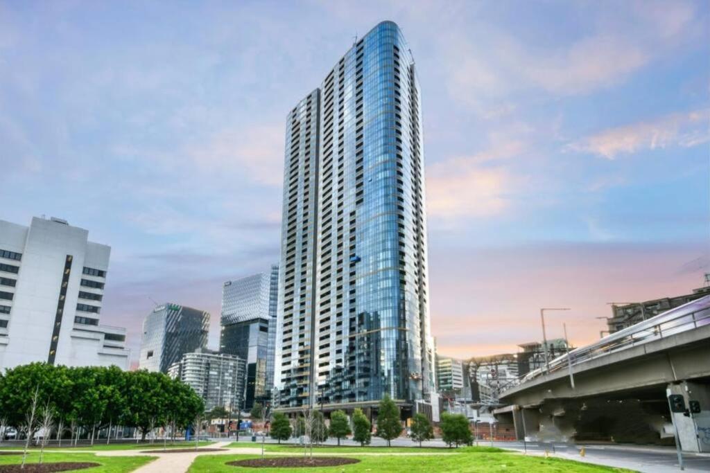 914D Lovely 2Bedroom Apt W City View Near Yara River With Free Parking Melbourne Esterno foto